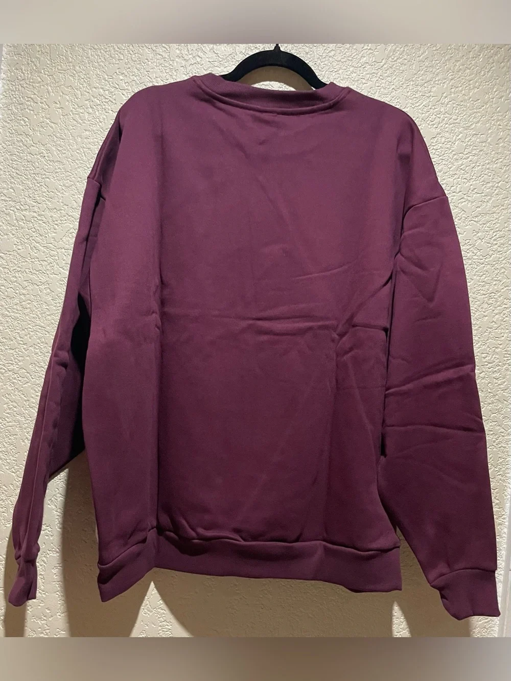 ALO Yoga NWT Accolade Crewneck Pullover Sweatshirt in Burgundy Size L